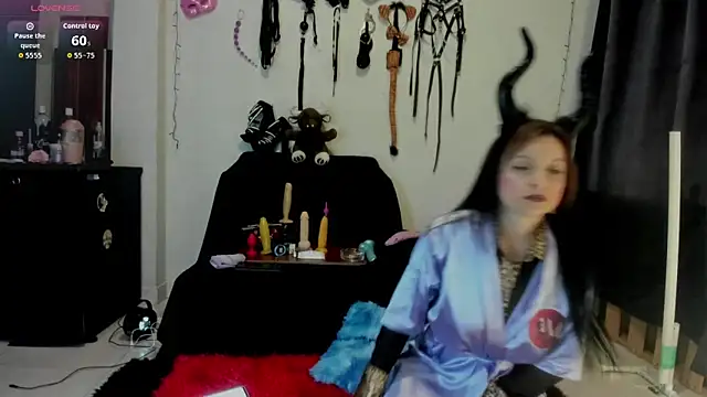 angierot2025 online show from 14, 11, 2025