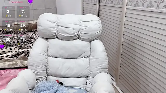 Holiland online show from 22, 12, 2025