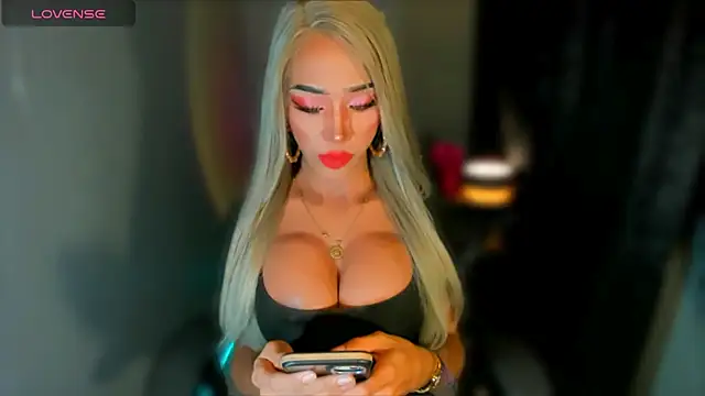 AiraCumSlut online show from 20, 5, 2026