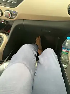 Meii-meyy online show from 27, 2, 2026