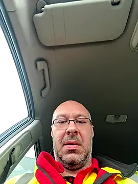 Snapshot of annubis69 chatting on 8, 10, 2025 annubis69 online show from 8, 10, 2025