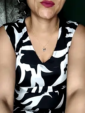 Horny Shalu online show from 10, 9, 2025