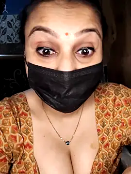 Horny Shalu online show from 15, 4, 2026