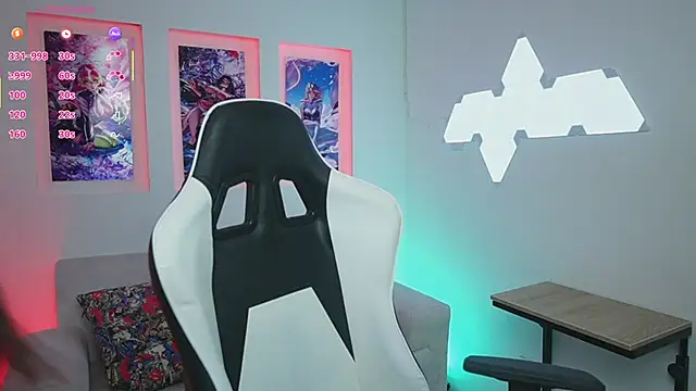 NicoleCrawft online show from 9, 9, 2025