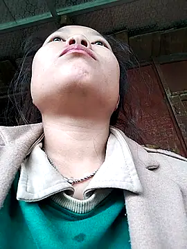 Snapshot of Rioo122 chatting on 8, 11, 2025 Rioo122 online show from 8, 11, 2025