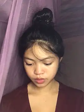 Thy00   online show from 10, 10, 2025