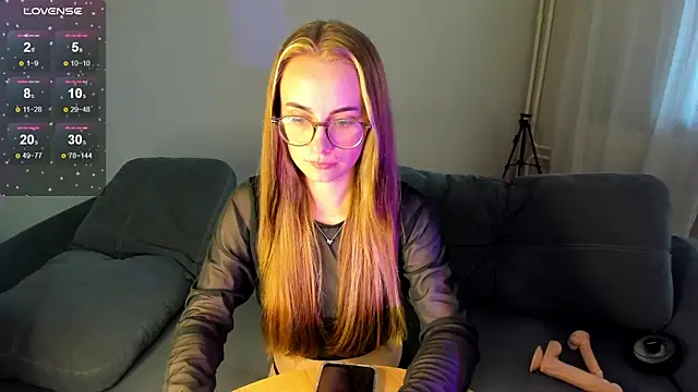 MewStella online show from 23, 9, 2025