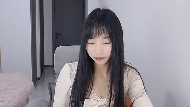 Lisa-3333 online show from 28, 11, 2025