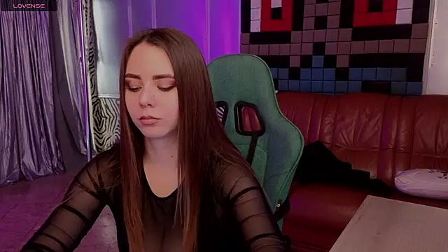 IvoryWood  online show from 5, 10, 2025