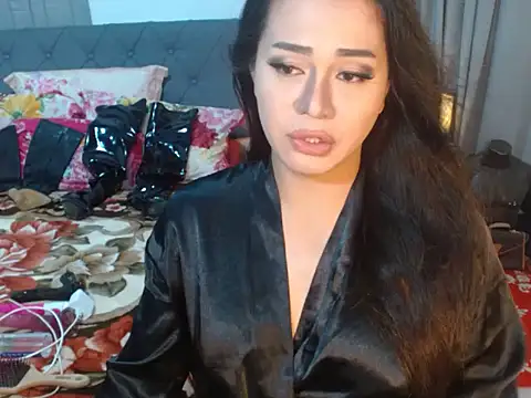 Lustfulcassy online show from 5, 10, 2025