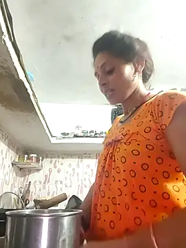 ISHANI-SINGH online show from 12, 4, 2026