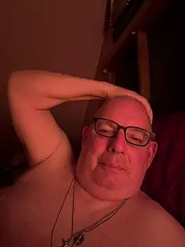 CharlieWeaver22 online show from 3, 7, 2026