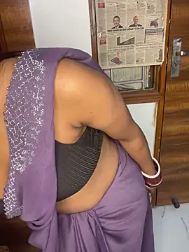 mickle james online show from 5, 3, 2026