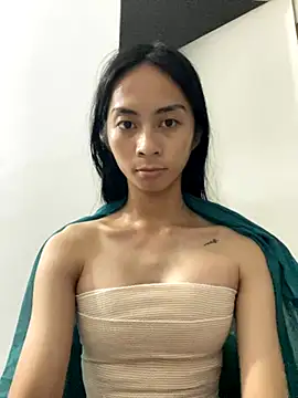 AlmiraFhaye online show from 13, 10, 2025