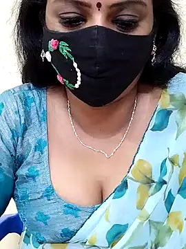 Snapshot of yoga-mithraa chatting on 9, 11, 2025 yoga-mithraa online show from 9, 11, 2025