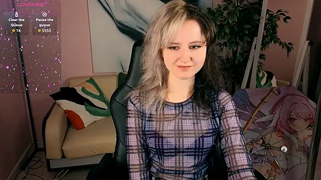 girl next doorr online show from 14, 6, 2026