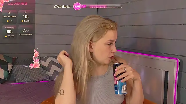 Crystal Jull online show from 14, 9, 2025