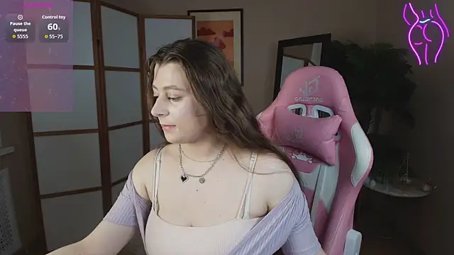 Queen Michelle  online show from 17, 9, 2025