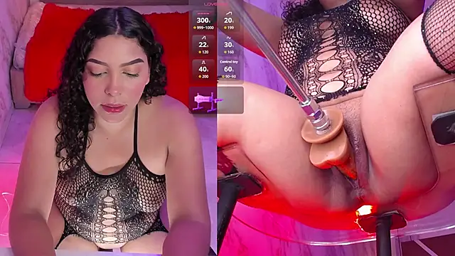 Snapshot of SugarandNibbles chatting on 5, 5, 2026 SugarandNibbles online show from 5, 5, 2026