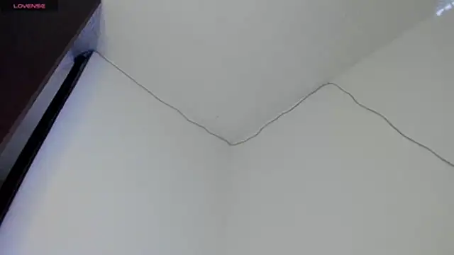 axel davis  online show from 14, 12, 2025