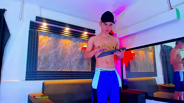 Snapshot of Rick_big chatting on 14, 10, 2025 Rick big online show from 14, 10, 2025