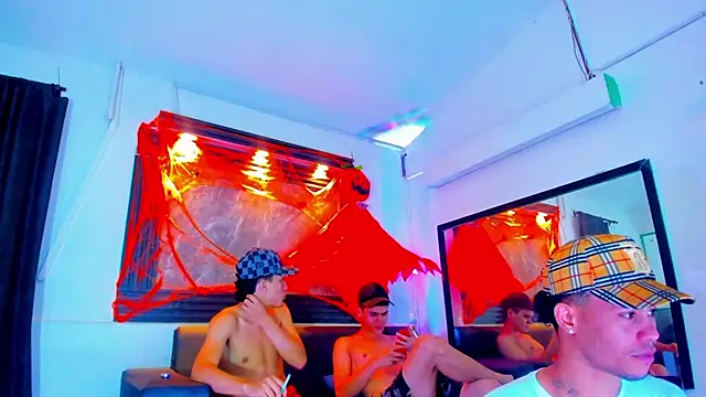 Snapshot of Rick_big chatting on 23, 10, 2025 Rick big online show from 23, 10, 2025