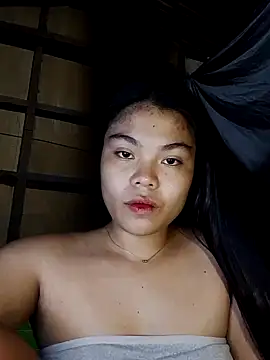 Snapshot of cloe_candy19 chatting on 10, 10, 2025 cloe candy19 online show from 10, 10, 2025