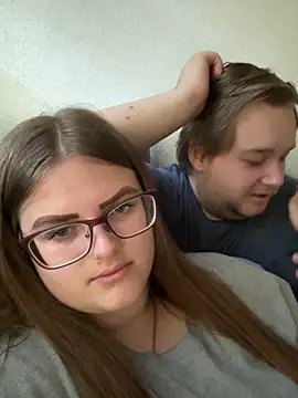 Snapshot of CurvyPaar2 chatting on 1, 10, 2025 CurvyPaar2 online show from 1, 10, 2025