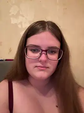 Snapshot of CurvyPaar2 chatting on 28, 2, 2026 CurvyPaar2 online show from 28, 2, 2026