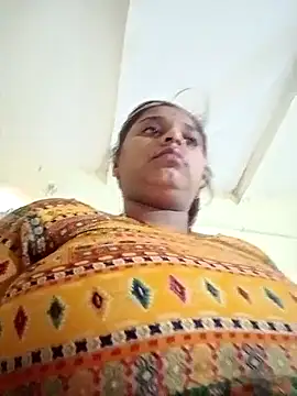 Snapshot of Hot_crety chatting on 14, 10, 2025 Hot crety online show from 14, 10, 2025