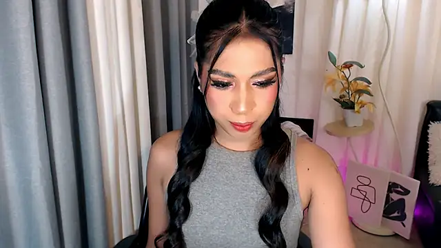 Sassy Suzuhime online show from 13, 4, 2026