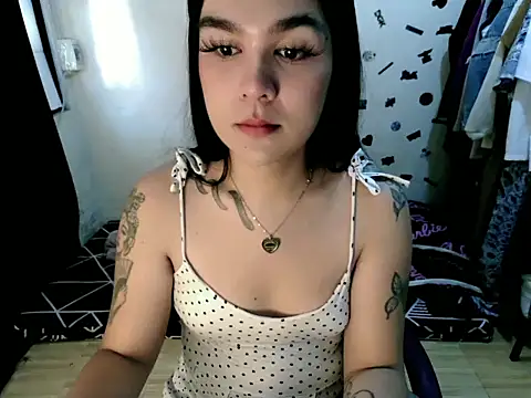 Snapshot of Moiraine_Sedai chatting on 14, 10, 2025 Moiraine Sedai online show from 14, 10, 2025