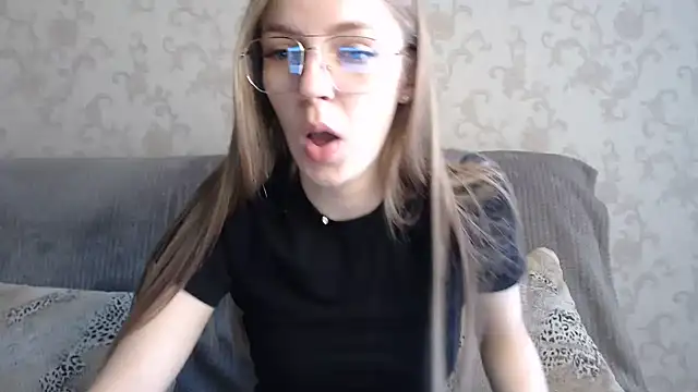 HitGyrl online show from 14, 6, 2026