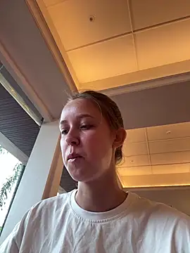 ElliRose online show from 22, 10, 2025