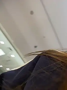 ElliRose online show from 15, 2, 2026