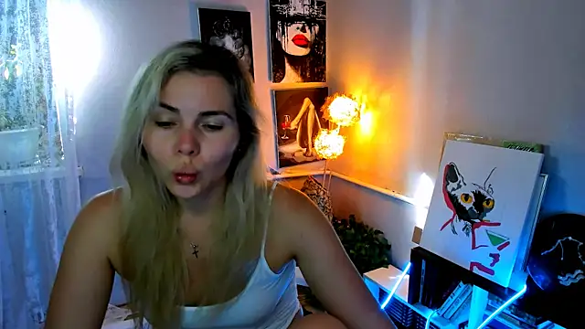 LoraBoyar online show from 2, 7, 2026