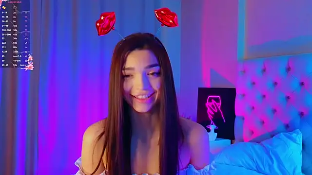 MarciaMarshall online show from 3, 12, 2025