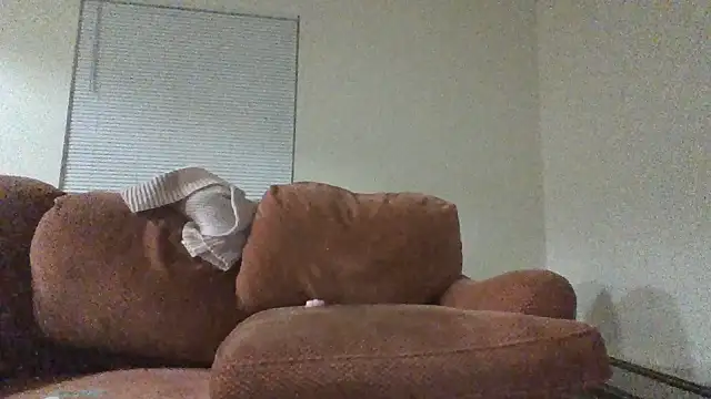 TharealBunn online show from 8, 4, 2026