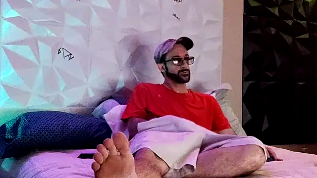 Snapshot of Italian69Stallion chatting on 13, 4, 2026 Italian69Stallion online show from 13, 4, 2026