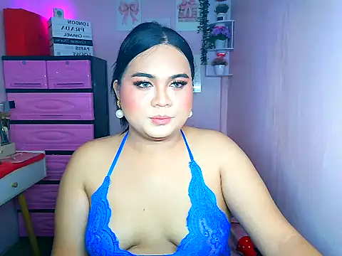 YourThicc bella online show from 8, 7, 2026