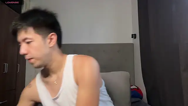 Snapshot of Addictiveboi chatting on 9, 6, 2026 Addictiveboi online show from 9, 6, 2026