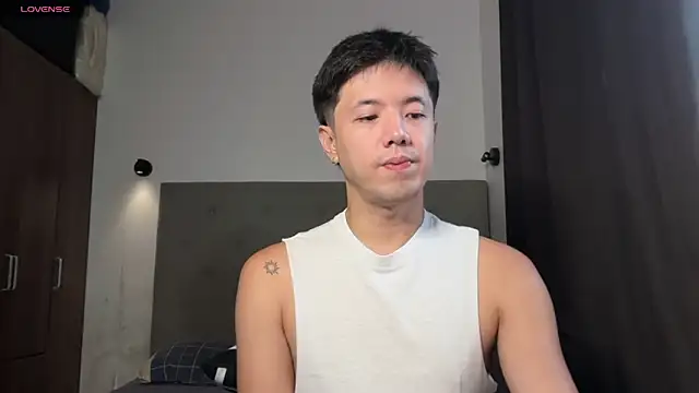 Snapshot of Addictiveboi chatting on 24, 6, 2026 Addictiveboi online show from 24, 6, 2026