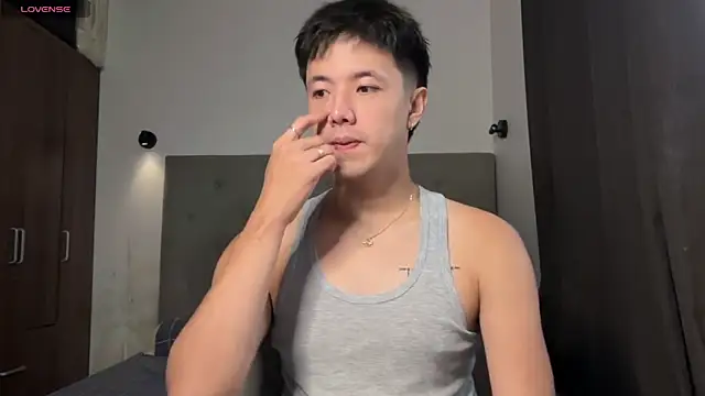 Snapshot of Addictiveboi chatting on 25, 6, 2026 Addictiveboi online show from 25, 6, 2026