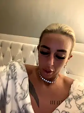 EllieMaeBaby online show from 11, 11, 2025