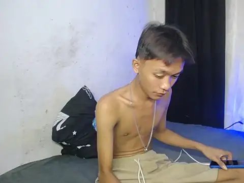 Innocentfucker online show from 15, 2, 2026