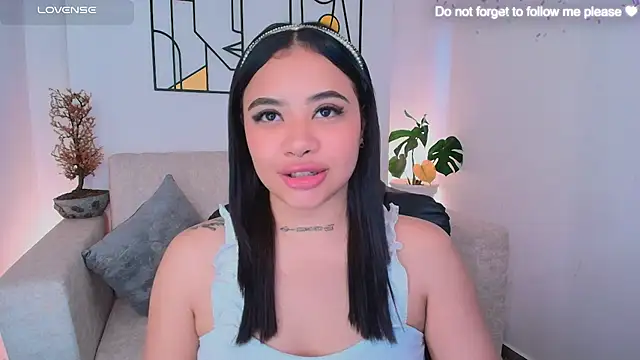 nicemiiaa7  online show from 12, 2, 2026