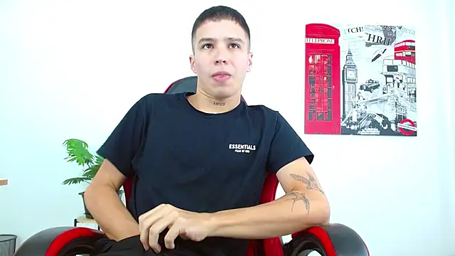 Cumandres18 online show from 14, 10, 2025