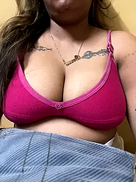 Shiny HOT01 online show from 31, 10, 2025