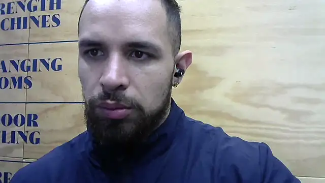 Snapshot of mason_fit chatting on 9, 11, 2025 mason fit online show from 9, 11, 2025