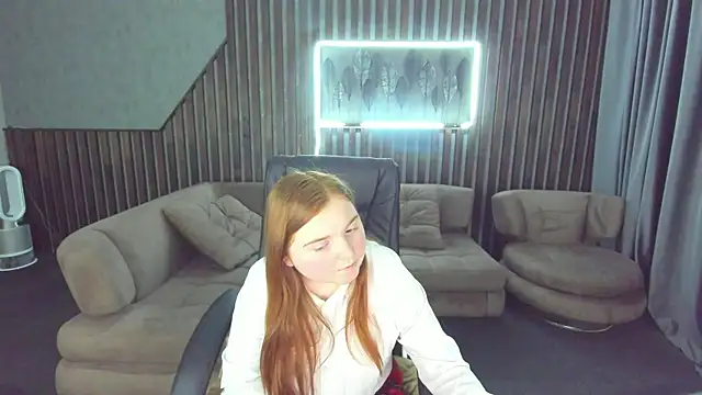 KattyRose8 online show from 28, 10, 2025